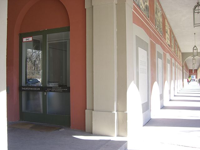 Juwelen der Jugendstiltheater (33120)