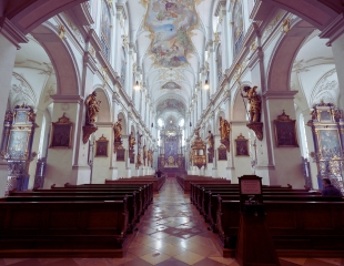Die Nähe Roms: Der Alte Peter und die Asamkirche (33123)