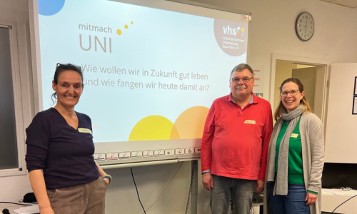 Die Kursleitungen der mitmachUni, Verena Senft, Dr. Horst Bokelmann und Claudia Hutten.