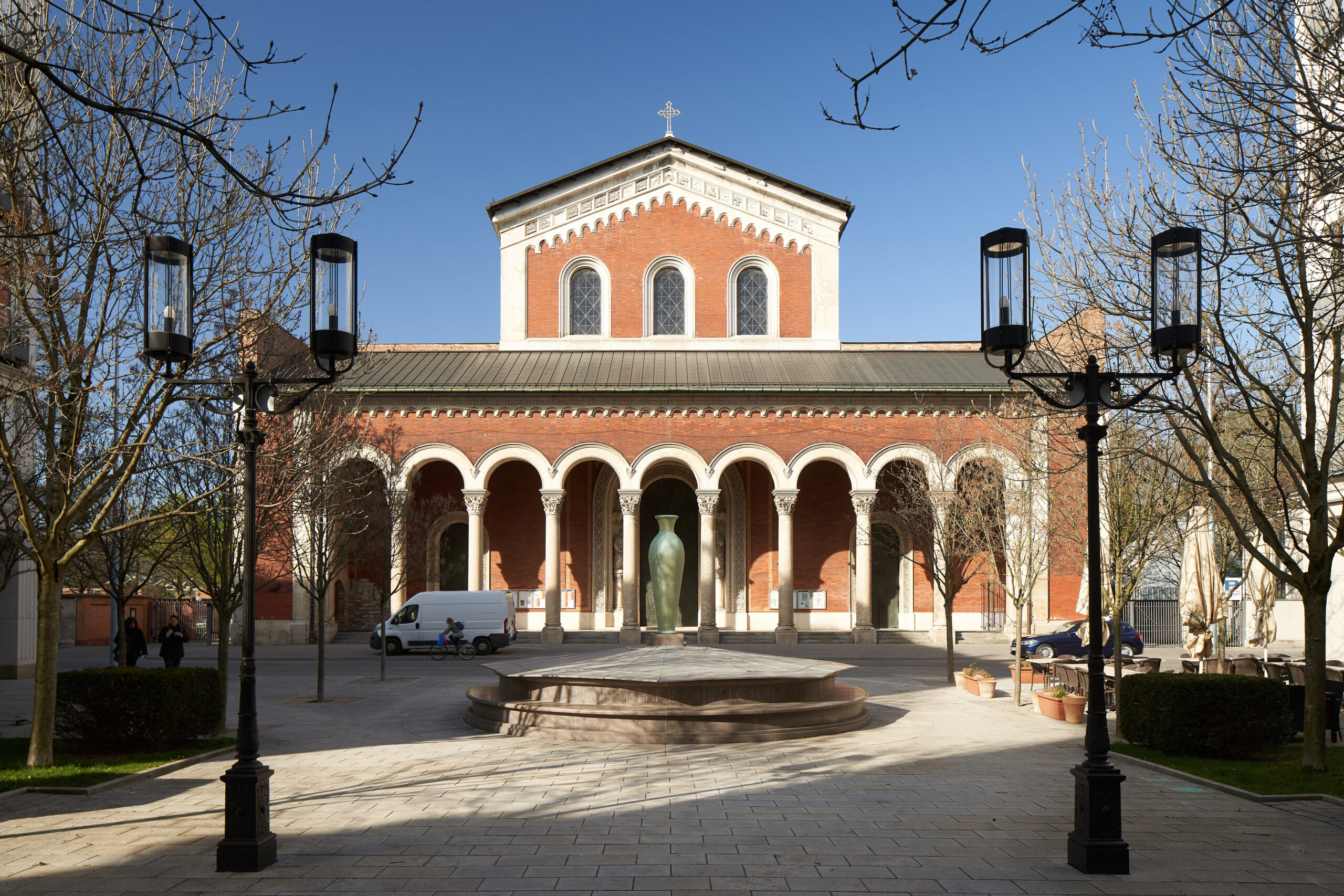 St. Bonifaz - Basilika und Kloster